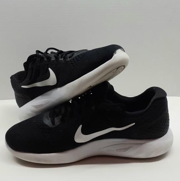 nike lunarlon running shoes